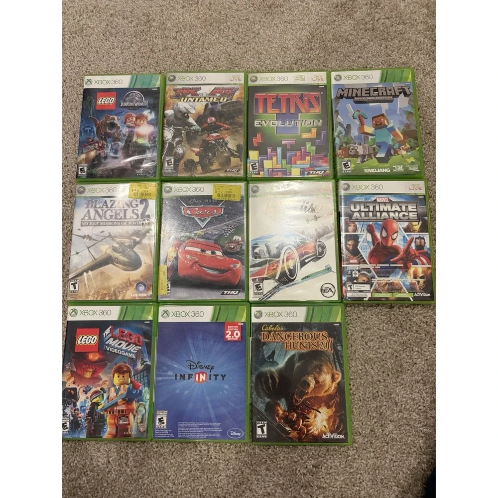Xbox 360, 11 Game Lot Minecraft LEGO Disney Infinity Cars Tetris Paradise